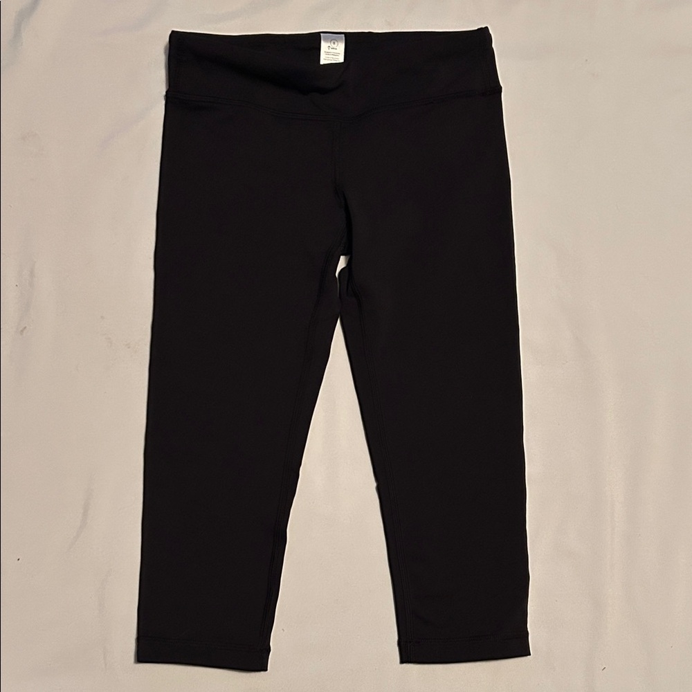 Black Ivivva leggings